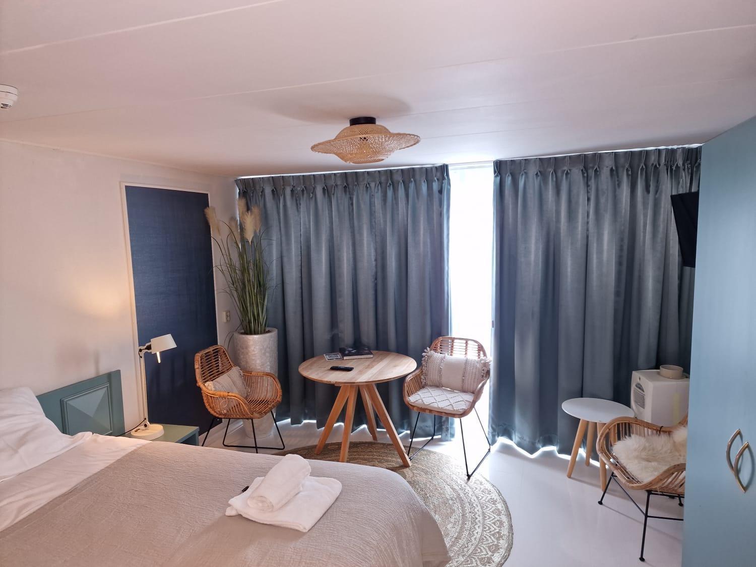 Hotel Liberte Schoorl Extérieur photo